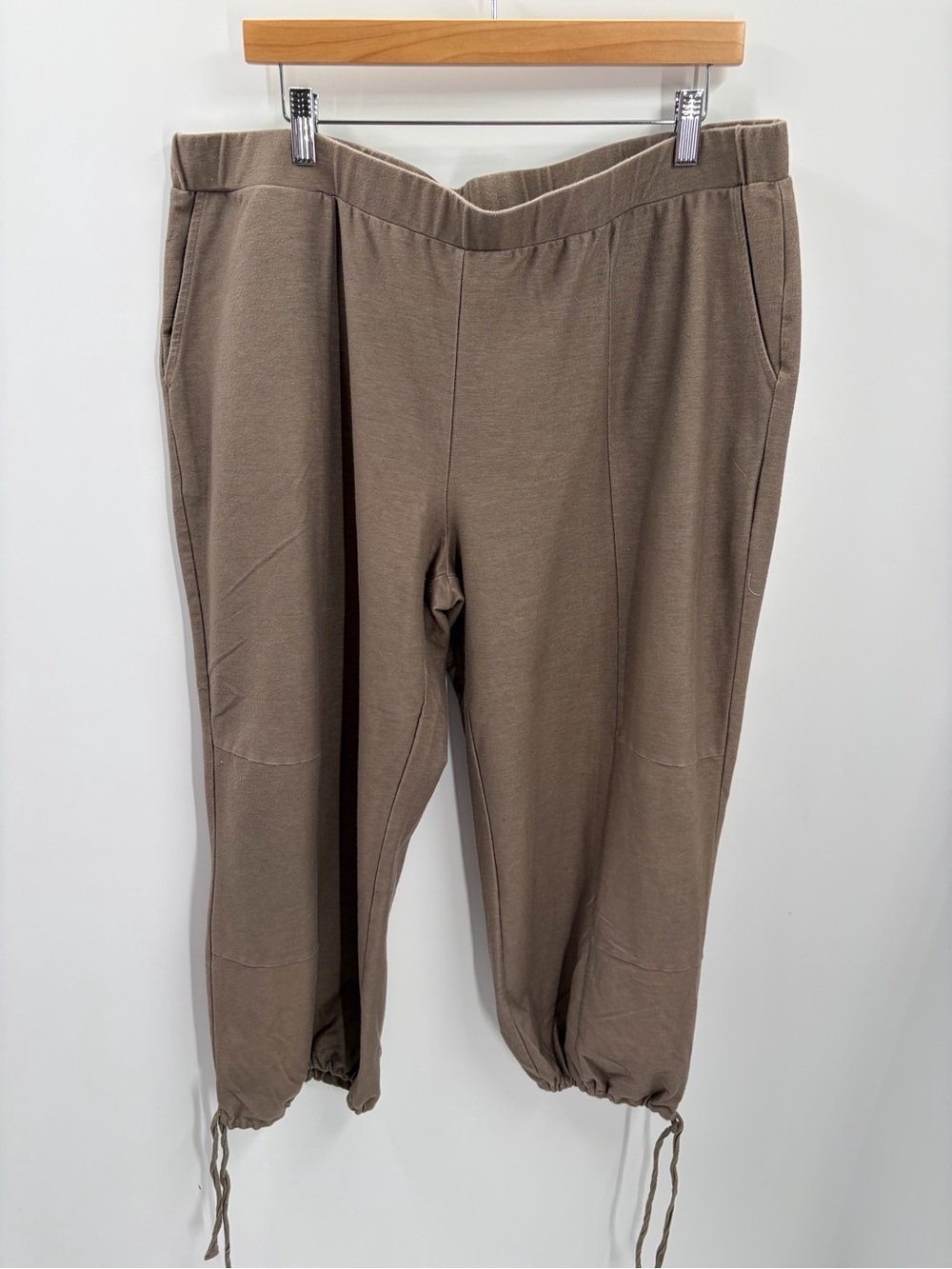 Men's Taupe Drawstring Hem Casual Pants
